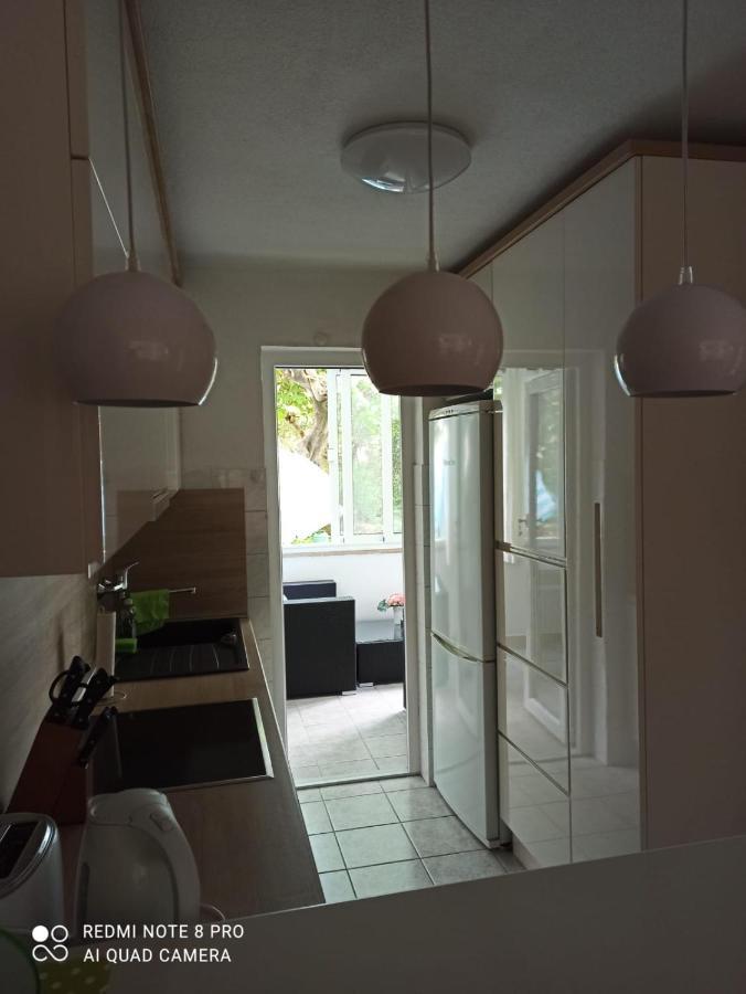 Apartman Robertino 1966 มาคาร์สกา ภายนอก รูปภาพ