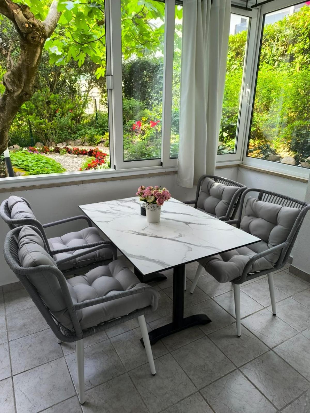 Apartman Robertino 1966 มาคาร์สกา ภายนอก รูปภาพ